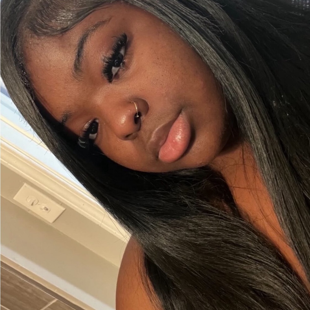 Meet your Posher, Chiya